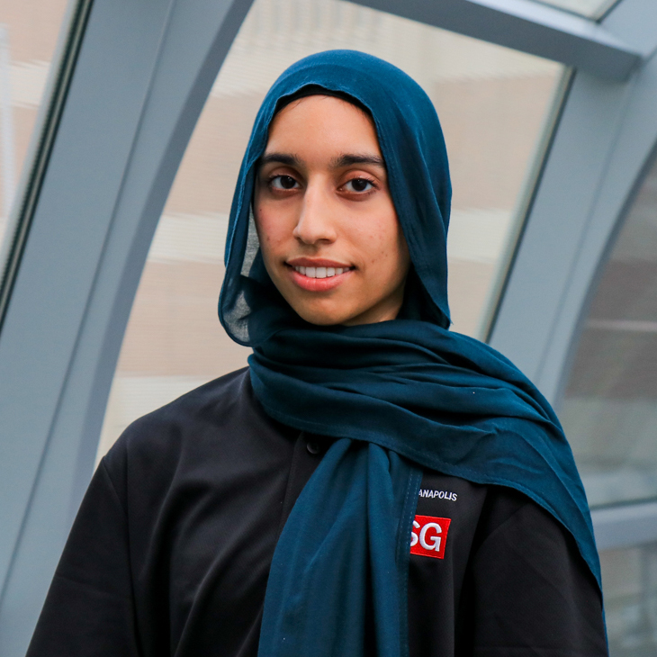 Headshot of Wajeeha.